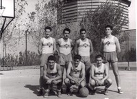 Equipo: Santiago de Huesca<br>De pi: Rafael Broto, Valls, Casaua y -<br>Abajo: Antonio Anoro, Ricardo Olivn y Adolfo Aquilu