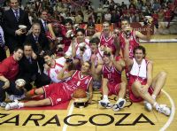 Celebracin del ttulo de la Copa Prncpe de Asturias conseguido durante la temporada 2003/2004